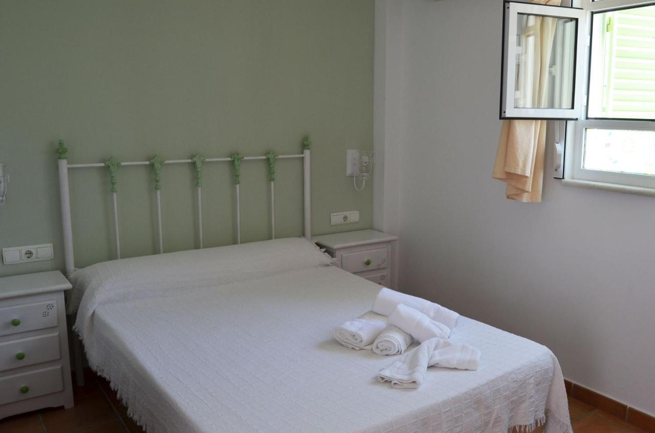 فندق Hostal Dona Antonia Punta Umbría المظهر الخارجي الصورة